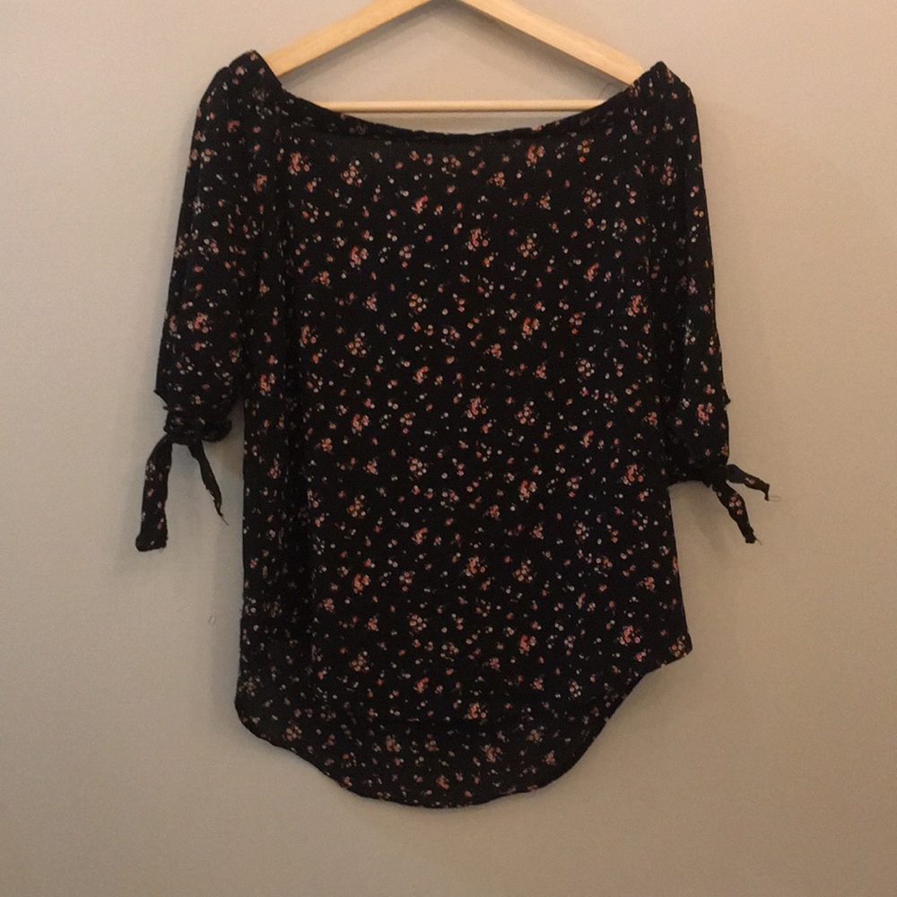 Off the shoulders top
